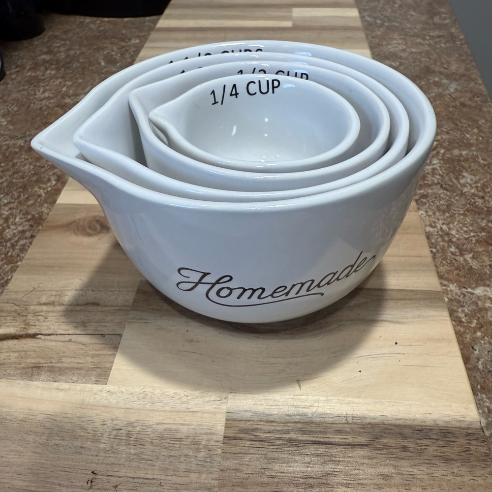 White Nested Measuring Bowls Set Magnolia from WACO